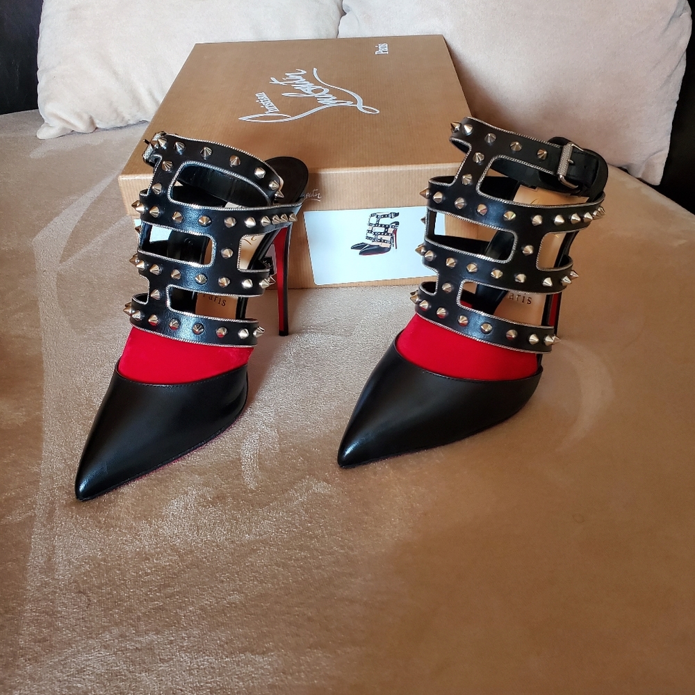 HP🥳🥳Christian louboutin Tchicaboum 120 Kid